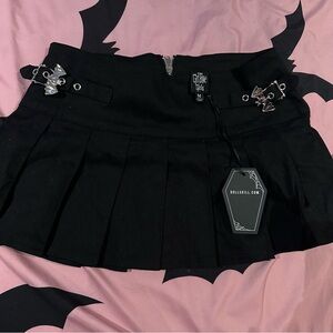 Dolls kill bat mini skirt M NWT